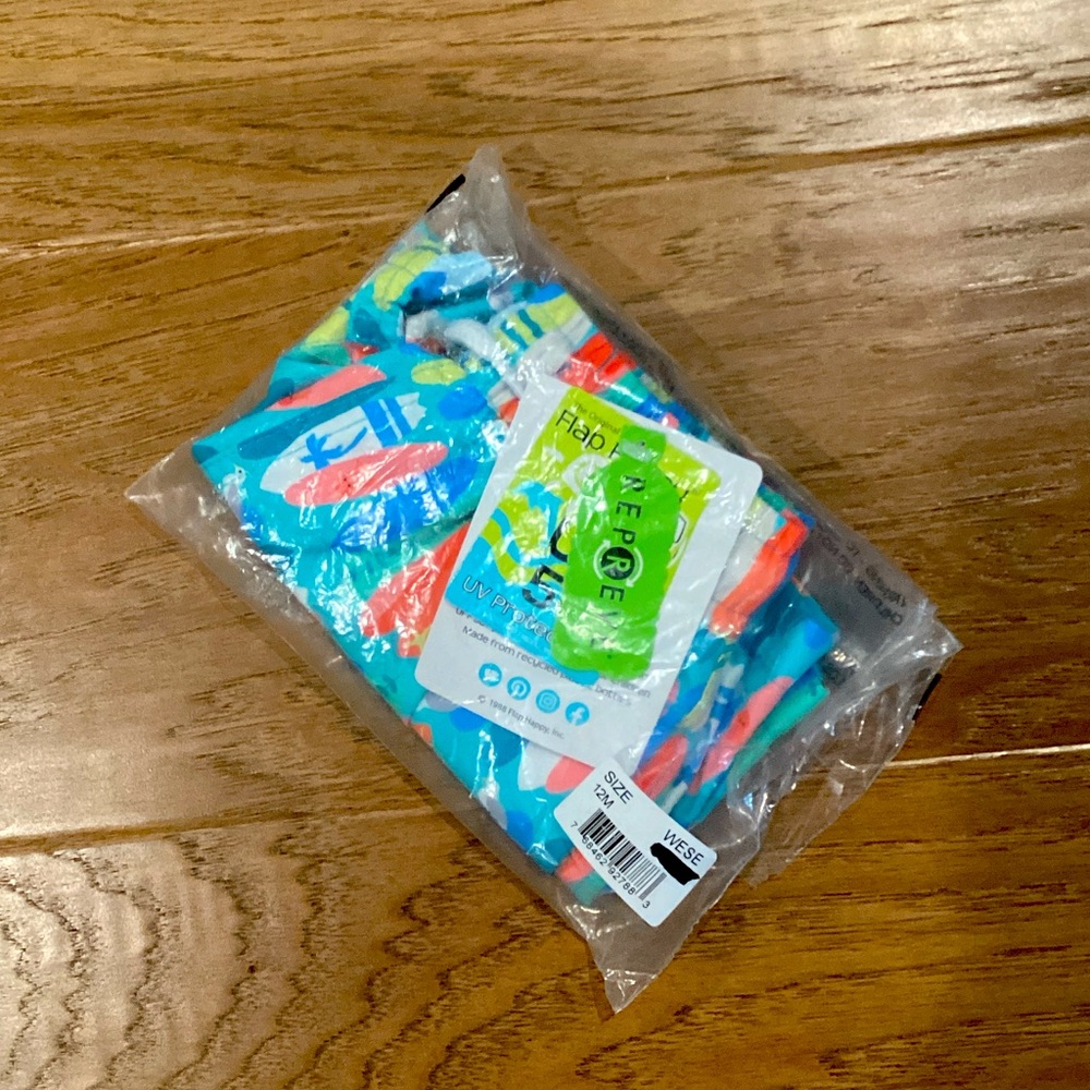 Flap Happy boys 12M swim trunks NWT